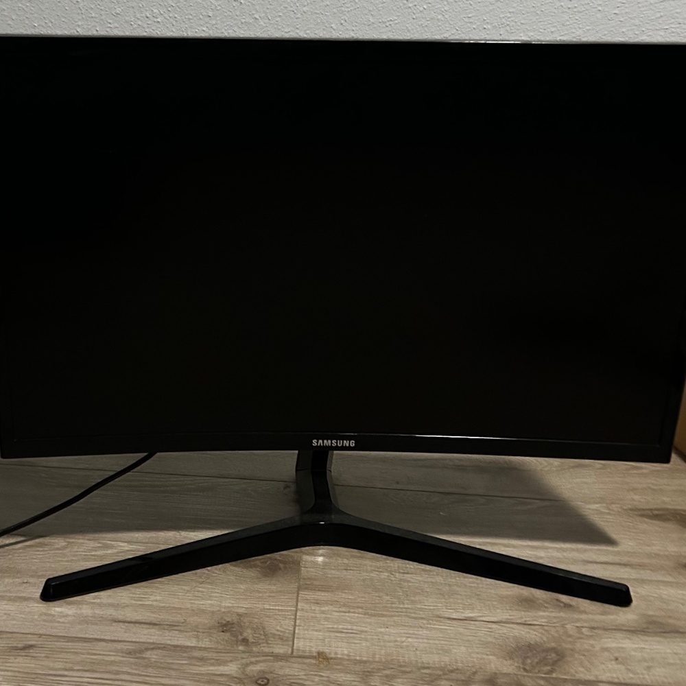 Samsung Odyssey CRG5 24" 1920 x 1080 LED Monitor - LC24RG50FZNXZA